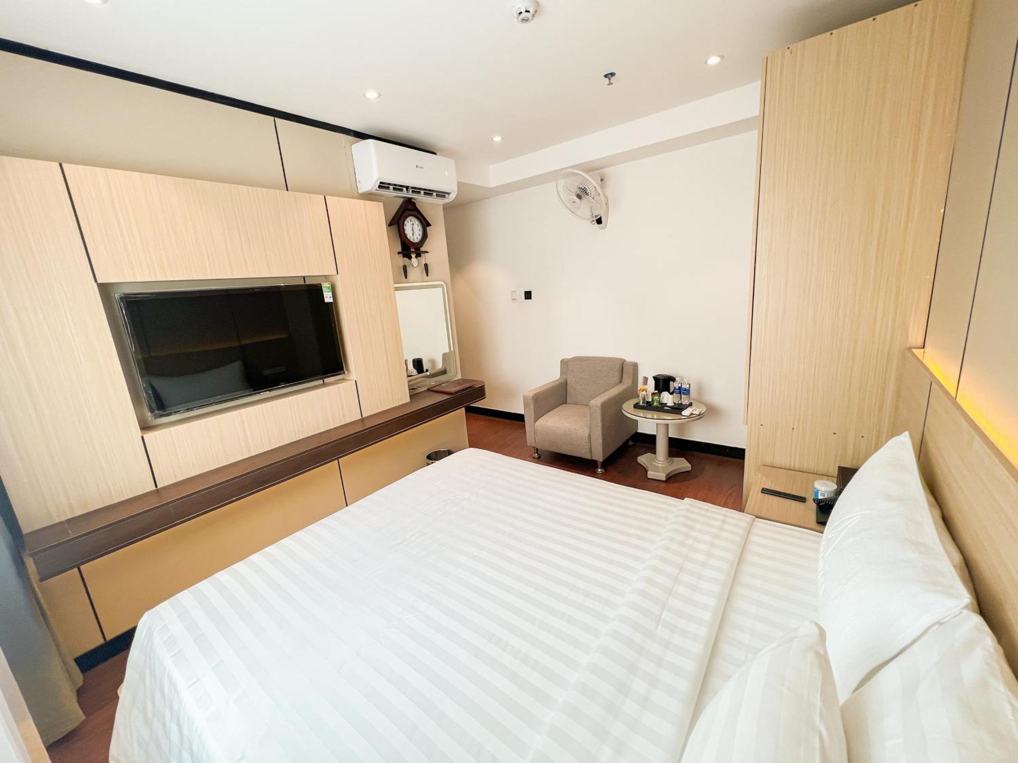 A25 Hotel - 277 Le Thanh Ton Хошимін Екстер'єр фото